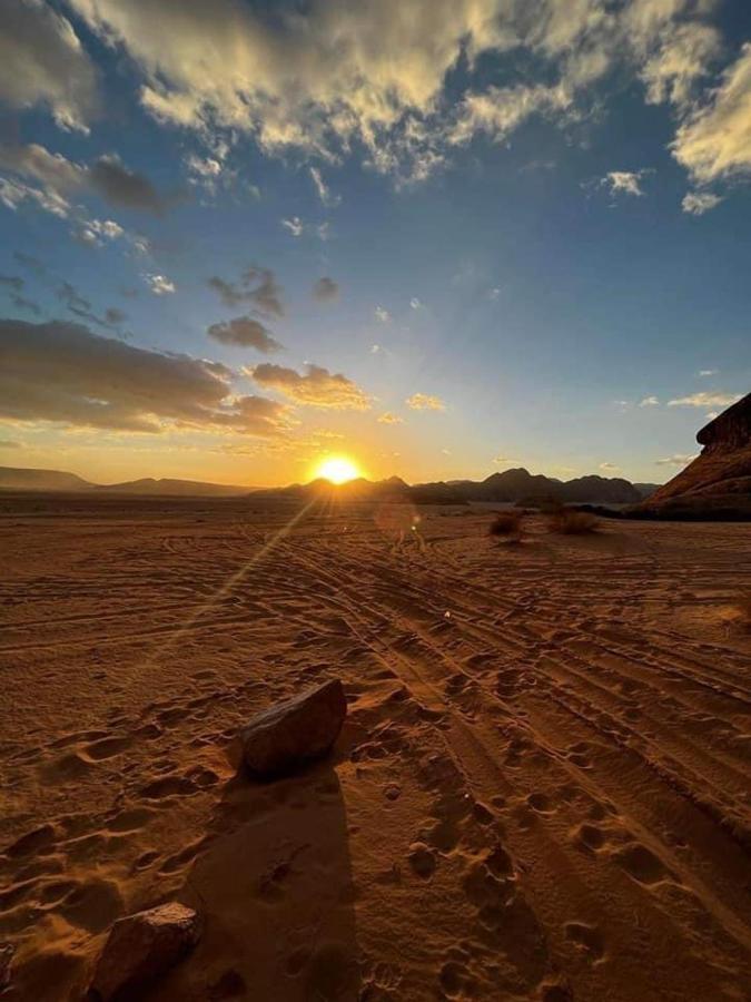 Salma Desert Camp Wadi Rum Bagian luar foto